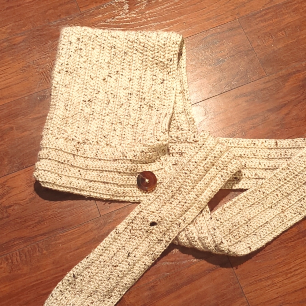 Hooded scarf